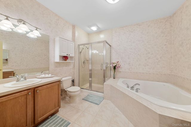 75 Meadow Pond Circle, Miller Place, NY 11764