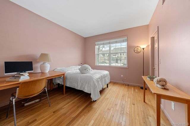 75 Meadow Pond Circle, Miller Place, NY 11764