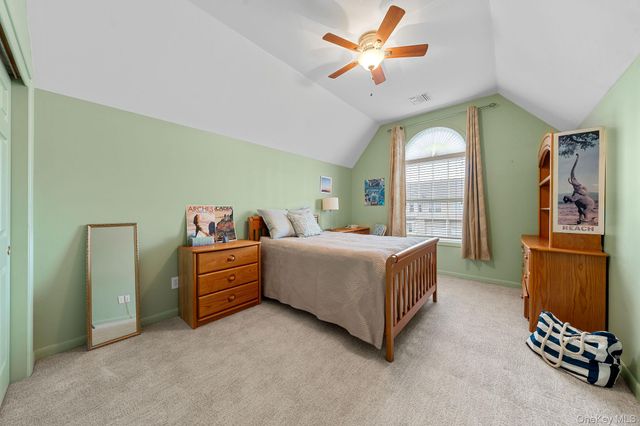 75 Meadow Pond Circle, Miller Place, NY 11764