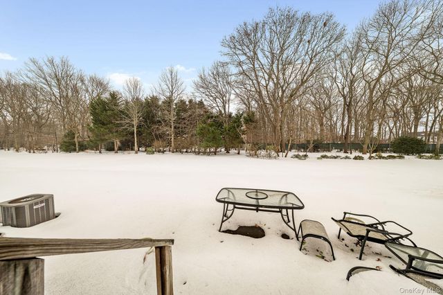 75 Meadow Pond Circle, Miller Place, NY 11764