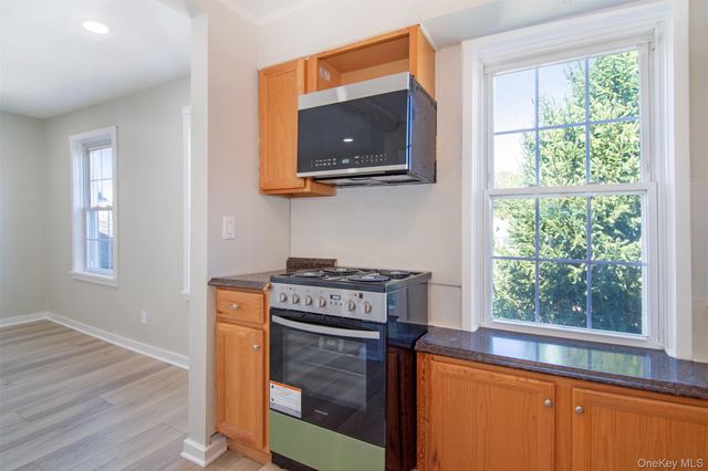 57 Sterling Avenue 2, Harrison, NY 10528