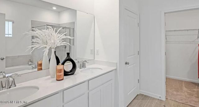 3142 ADELAIDE Road, Green Cove Springs, FL 32043