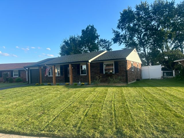 2478 E Foxchase Court 2478 E Foxchase Court, Troy, OH 45373