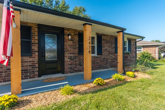 2478 E Foxchase Court 2478 E Foxchase Court, Troy, OH 45373