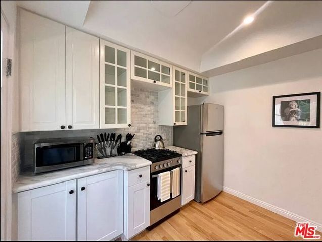 423 W Ocean Avenue 5, Santa Monica, CA 90402