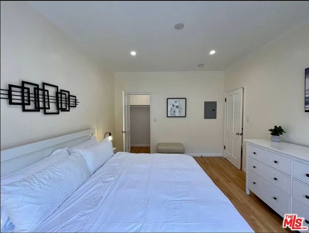 423 W Ocean Avenue 5, Santa Monica, CA 90402