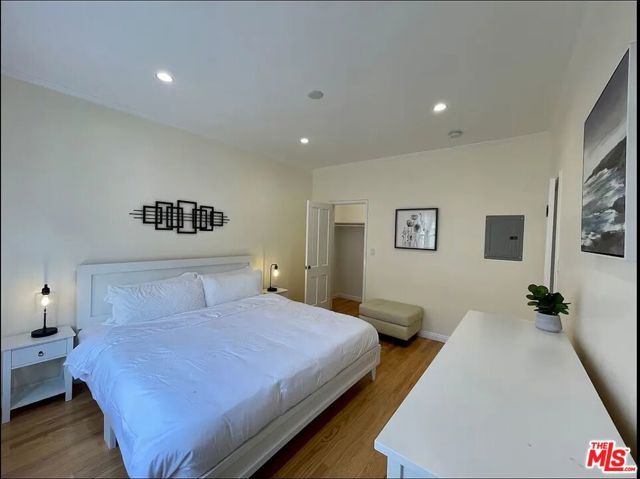 423 W Ocean Avenue 5, Santa Monica, CA 90402