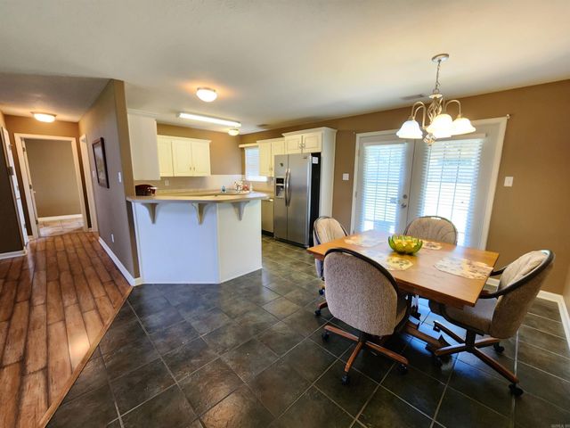 108 Meadows Lane, Beebe, AR 72012