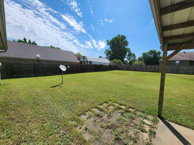 108 Meadows Lane, Beebe, AR 72012