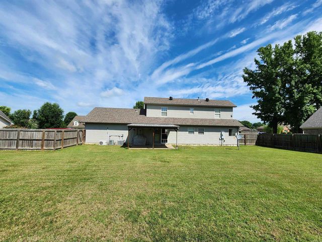 108 Meadows Lane, Beebe, AR 72012