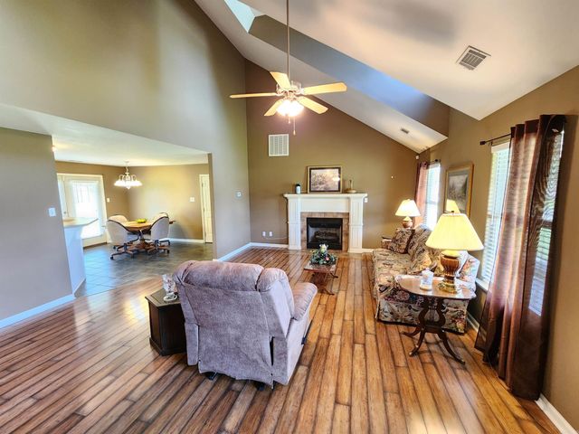 108 Meadows Lane, Beebe, AR 72012