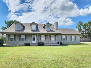 108 Meadows Lane, Beebe, AR 72012