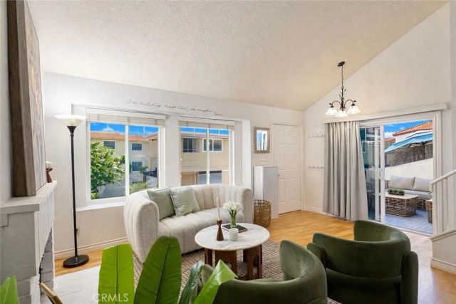 2740 Gramercy 12, Torrance, CA 90501