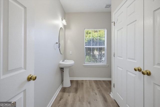 4060 Robin Circle, Atlanta, GA 30349