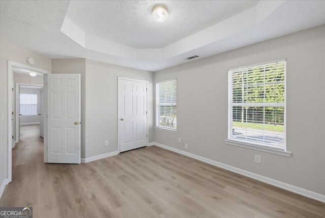 4060 Robin Circle, Atlanta, GA 30349