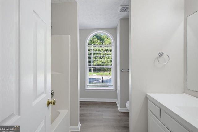 4060 Robin Circle, Atlanta, GA 30349