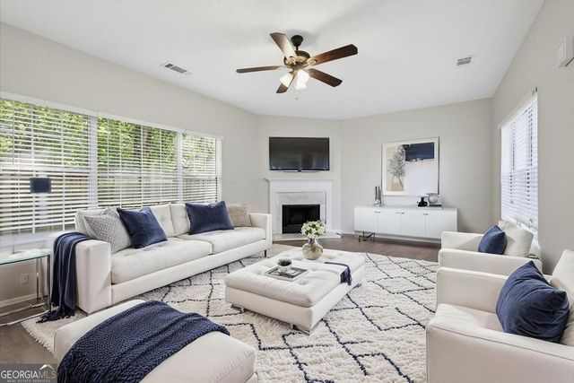 4060 Robin Circle, Atlanta, GA 30349