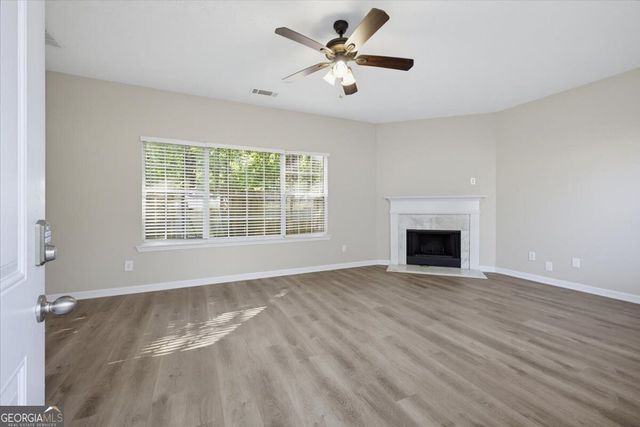 4060 Robin Circle, Atlanta, GA 30349