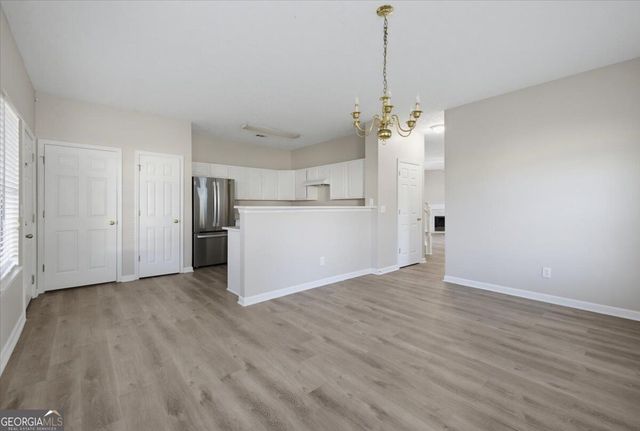 4060 Robin Circle, Atlanta, GA 30349