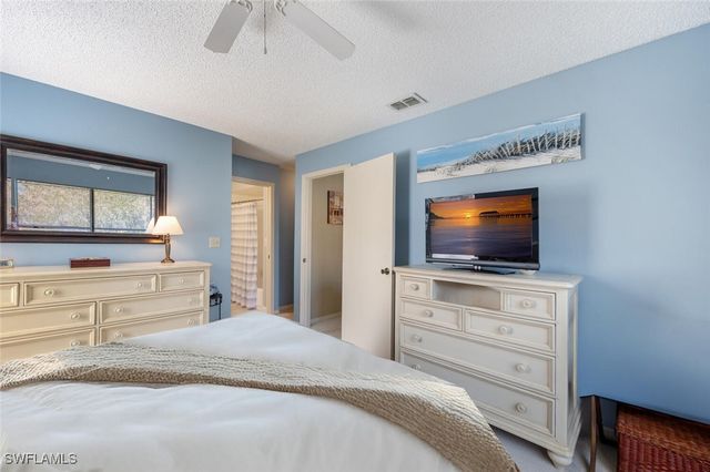 2190 Arbour Walk CIR 2221, Naples, FL 34109