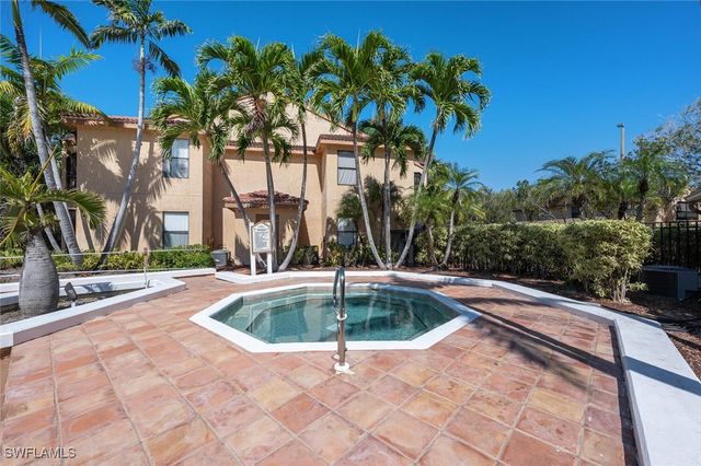 2190 Arbour Walk CIR 2221, Naples, FL 34109