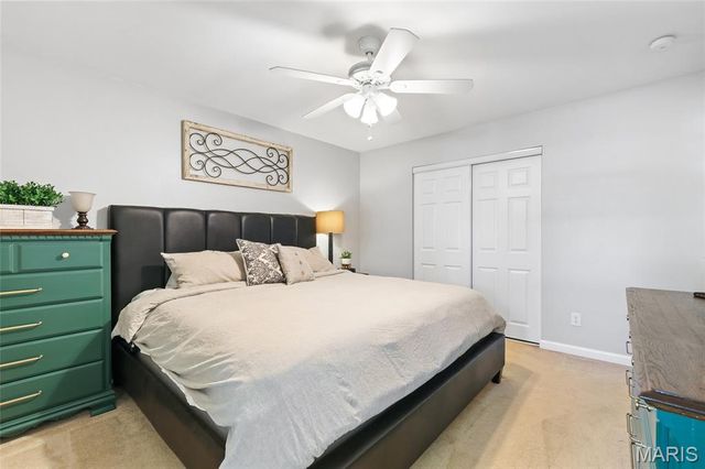 2854 Queen Bee Lane, Oakville, MO 63129
