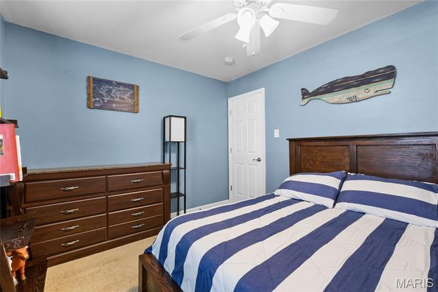 2854 Queen Bee Lane, Oakville, MO 63129