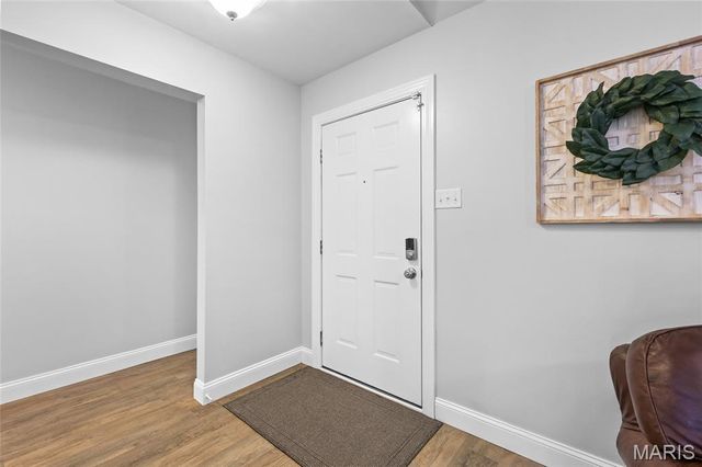 2854 Queen Bee Lane, Oakville, MO 63129