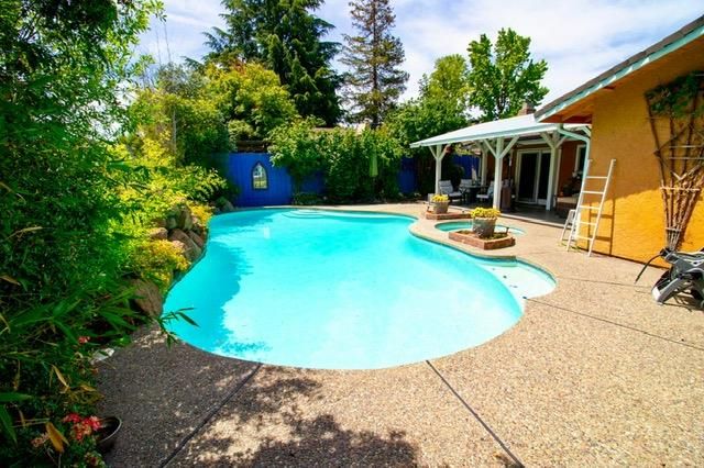 9838 Sleepy Hollow Ct, Stockton, CA 95209