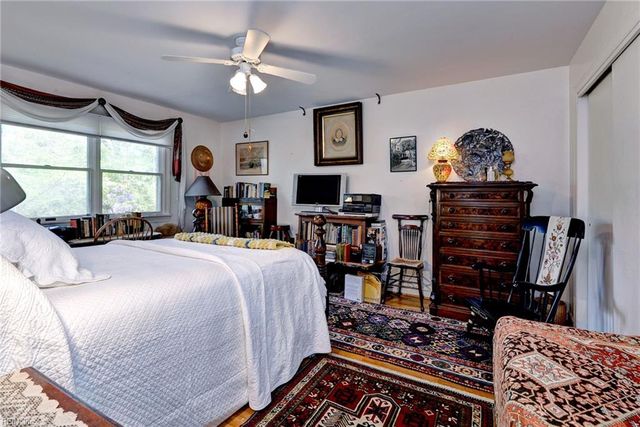 5556 Roanes Wharf RD, Gloucester, VA 23061
