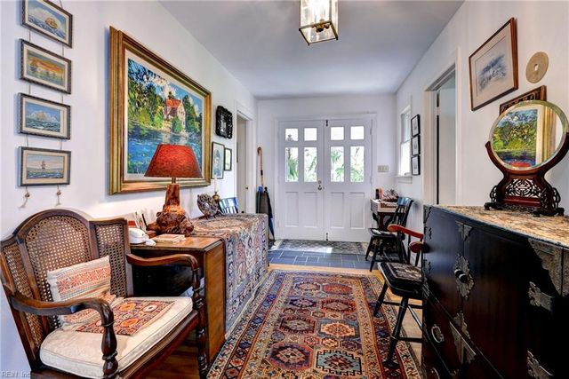 5556 Roanes Wharf RD, Gloucester, VA 23061