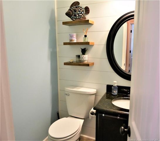 930 Old Vander Road, Fayetteville, NC 28312