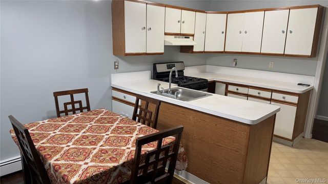 100 Dowd Street D-12, Haverstraw, NY 10927