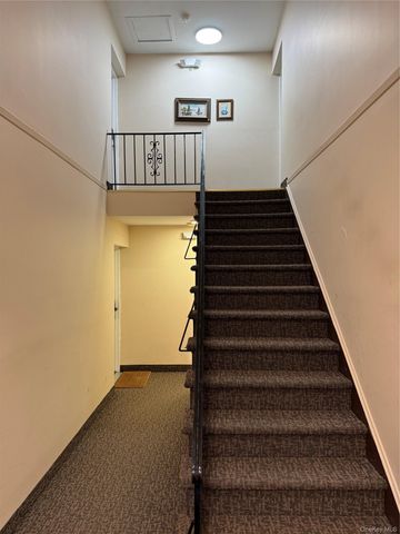 100 Dowd Street D-12, Haverstraw, NY 10927