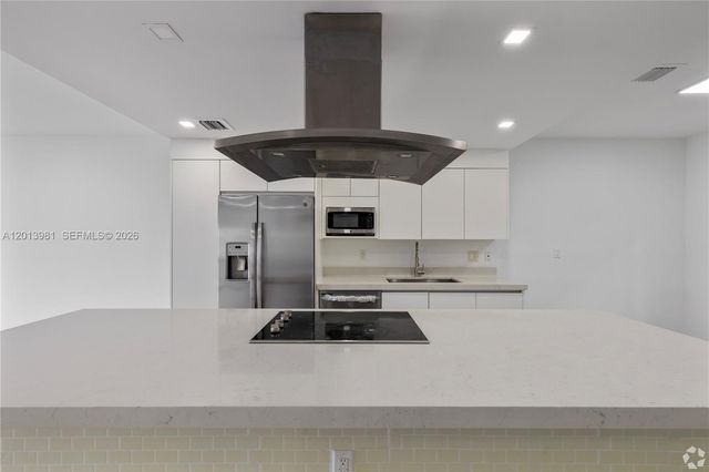 434 SW 10th St A, Miami, FL 33130