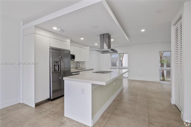 434 SW 10th St A, Miami, FL 33130