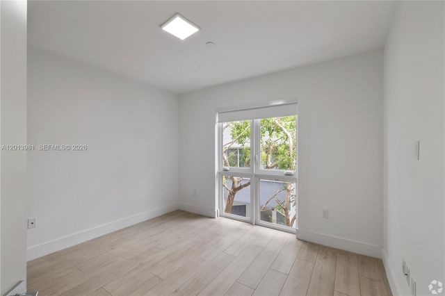 434 SW 10th St A, Miami, FL 33130