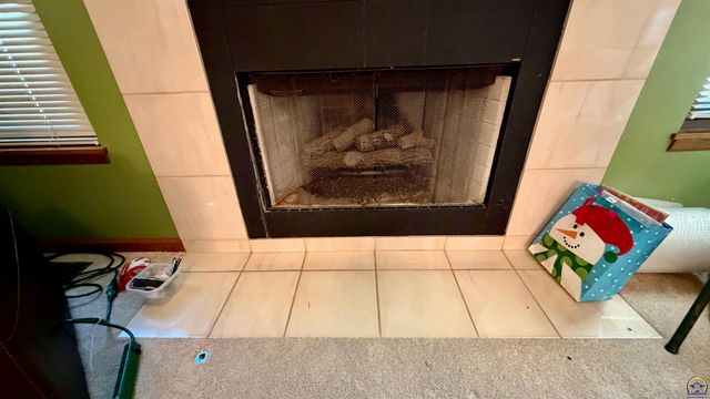 5626 SW Barrington Ct N, Topeka, KS 66614