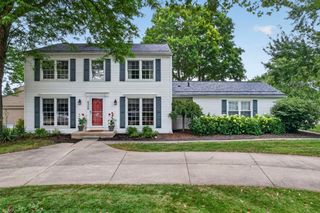 4350 Somerville Drive, West Bloomfield, MI 48323