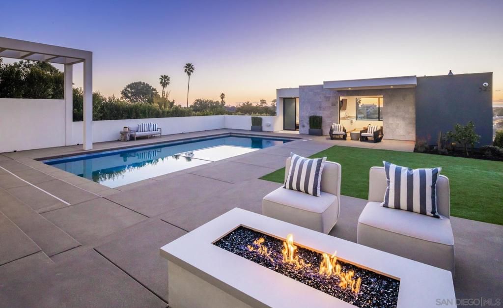 521 S Rios Ave, Solana Beach, CA 92075 — photo 2