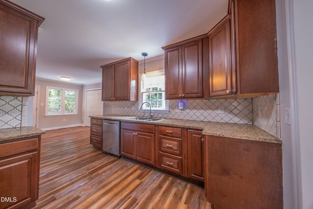 40 Ryans Lane, Clayton, NC 27520