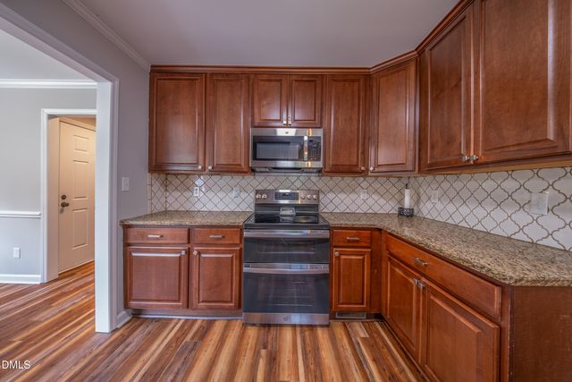 40 Ryans Lane, Clayton, NC 27520