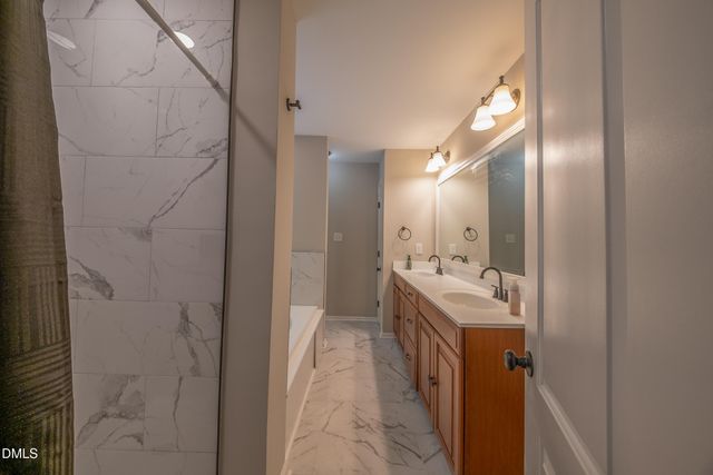 40 Ryans Lane, Clayton, NC 27520