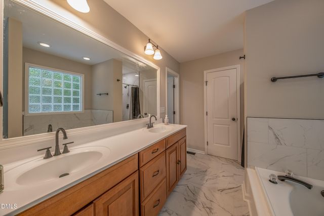 40 Ryans Lane, Clayton, NC 27520