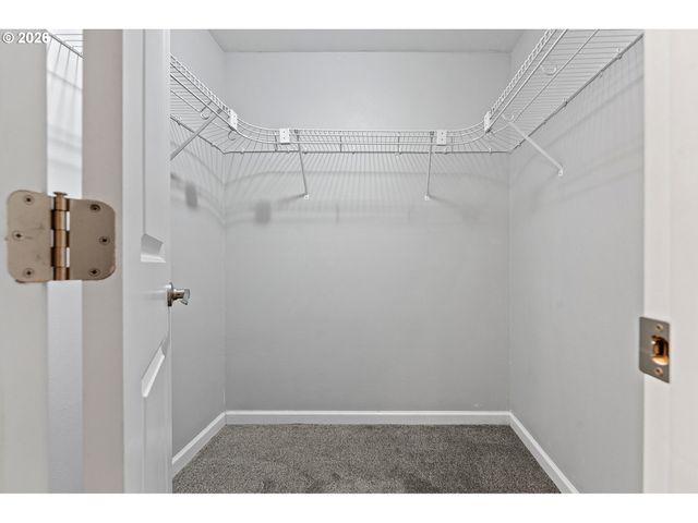 7945 Sw SORRENTO Rd, Beaverton, OR 97008