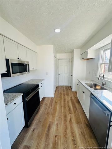 1109 Whiskerlake Drive, Fayetteville, NC 28312