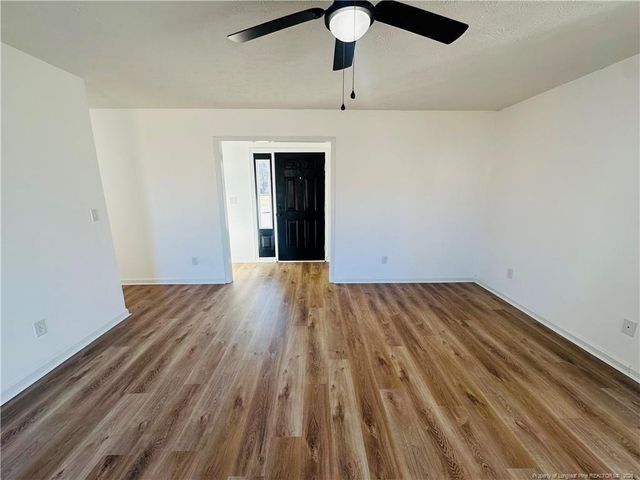 1109 Whiskerlake Drive, Fayetteville, NC 28312