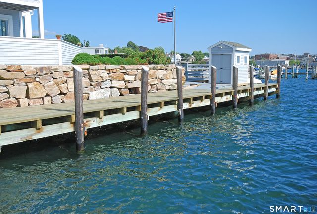 4 Northwest Street B39, Stonington, CT 06378