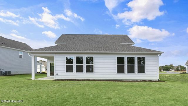 1017 Martin Farms Boulevard, Aberdeen, NC 28315