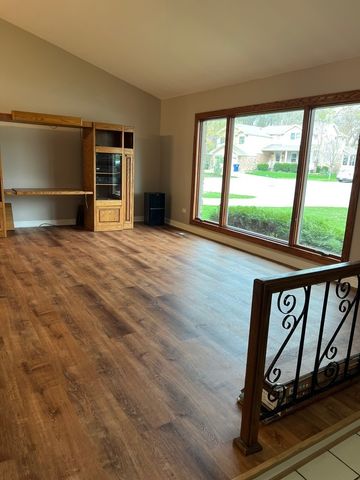 17926 Lahaigh Road, Homewood, IL 60430